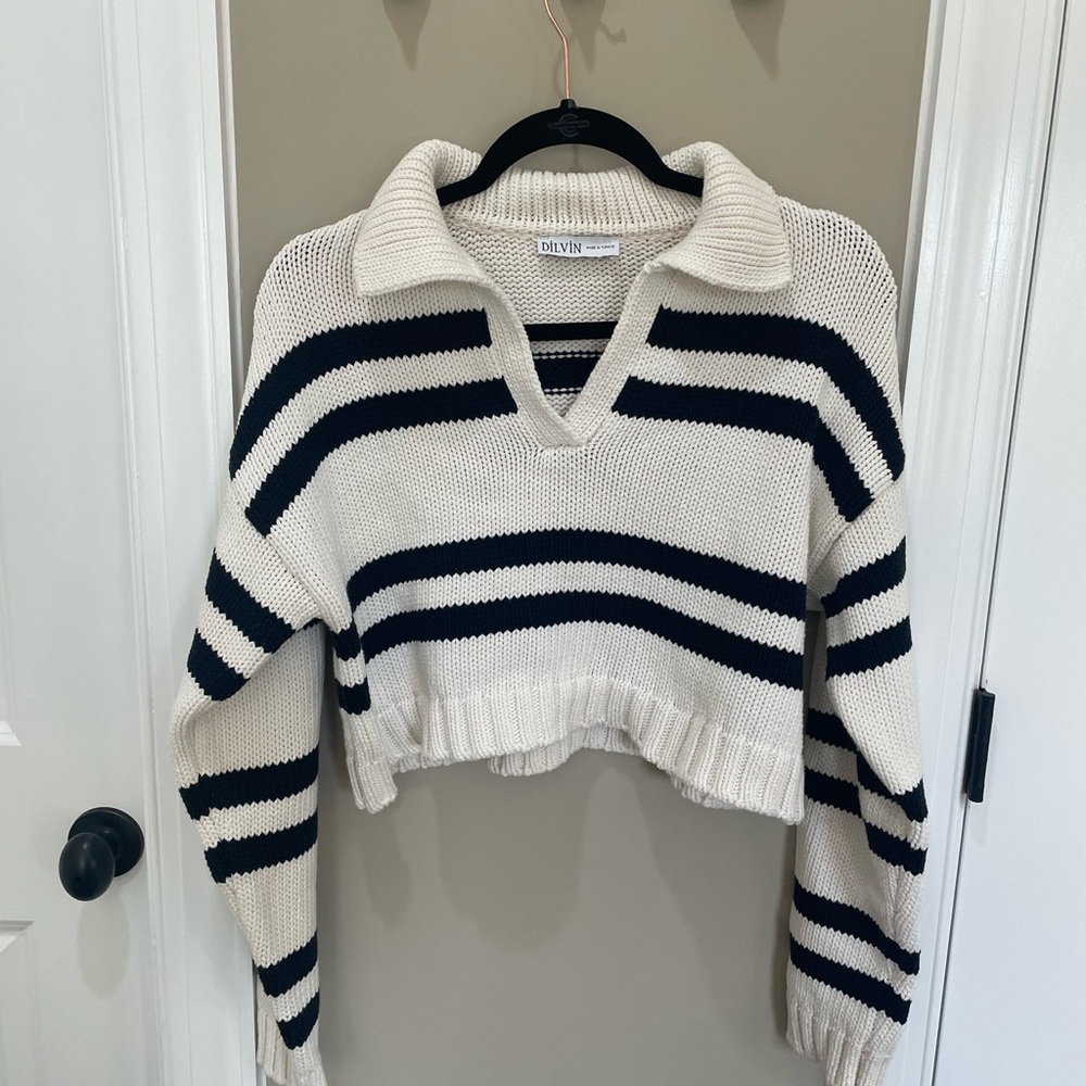 Women's Striped Sweater - Black and White